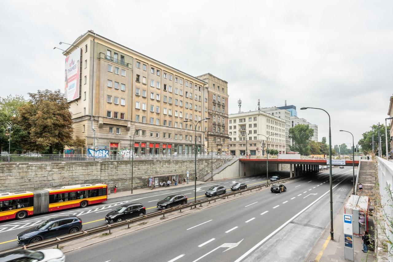 Plac Zbawiciela 3-Bedroom Apartment Varsó Kültér fotó